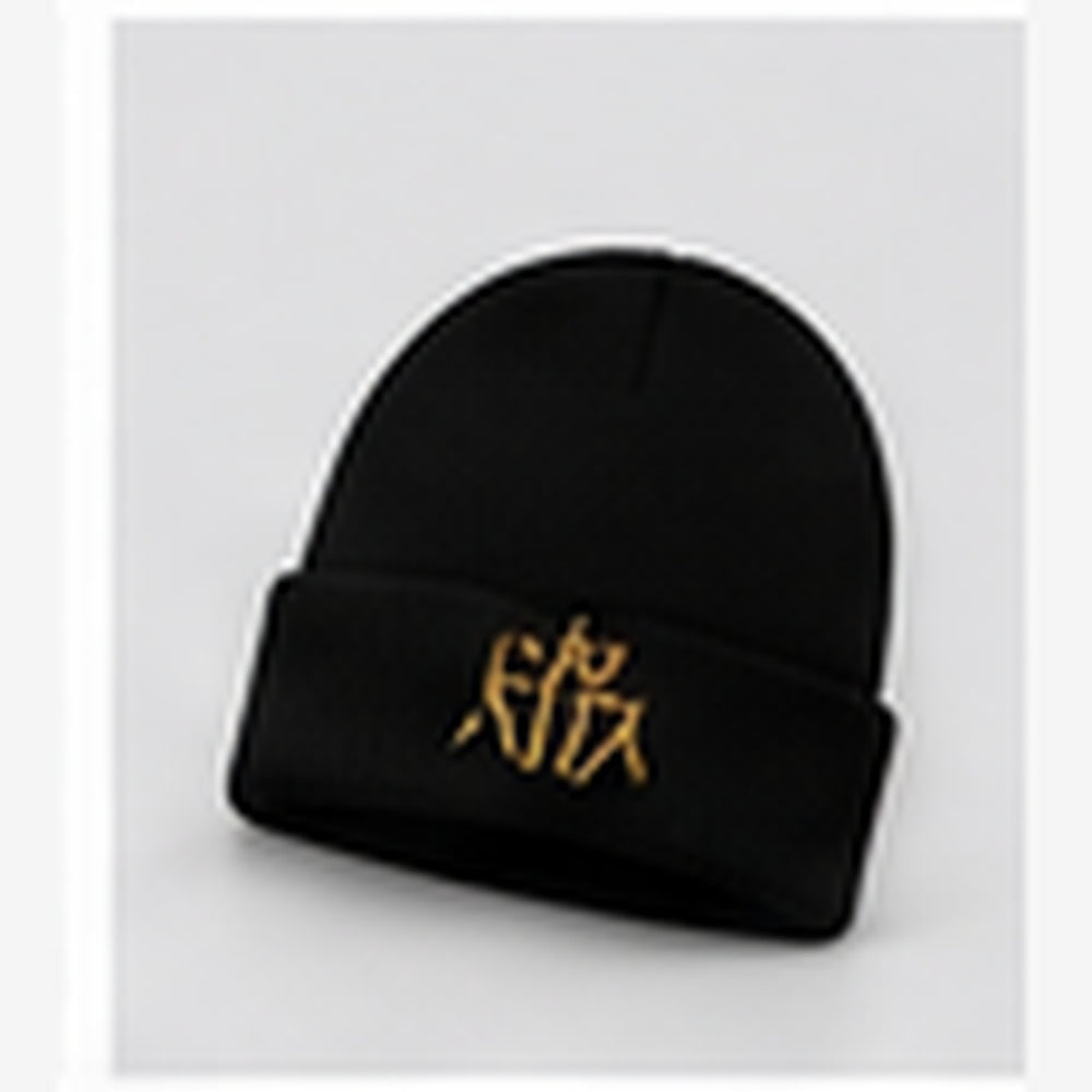KI-generiertes Designkonzept für ATTA Black & Silver – Damen Beanie; keine bestätigte finale Produktabbildung
